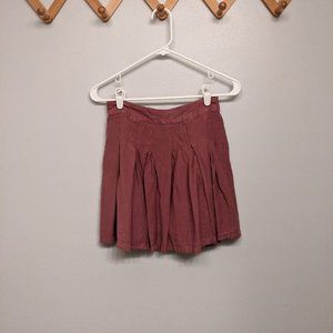 Sim & Sam Purple/Mauve Pleated Skirt - Size Medium